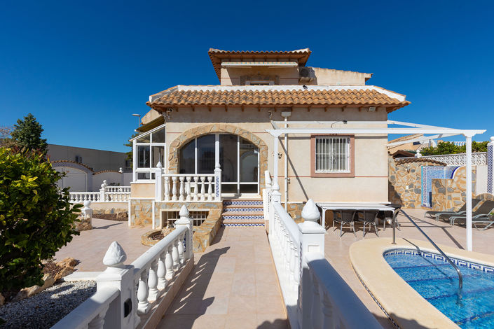 Image No.2-Villa de 4 chambres à vendre à Benijofar