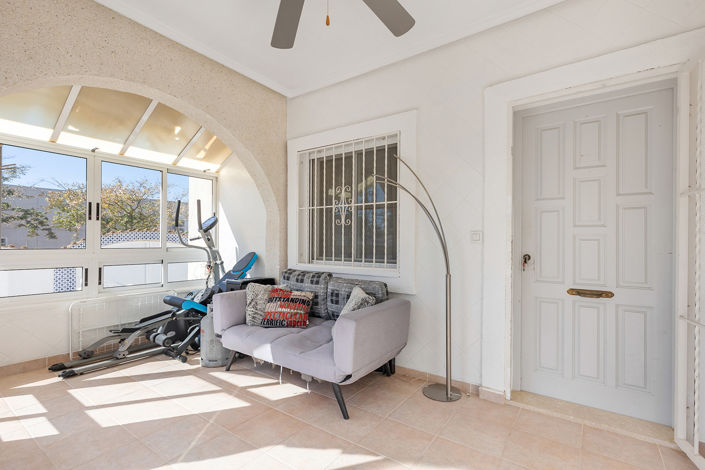 Image No.3-Villa de 4 chambres à vendre à Benijofar