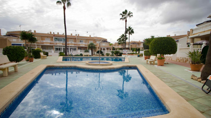 Image No.31-2 Bed Townhouse for sale