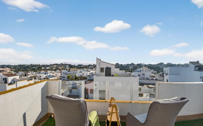 Image No.17-3 Bed Quad for sale