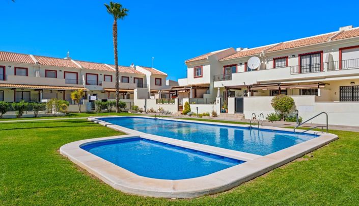 Image No.34-3 Bed Townhouse for sale