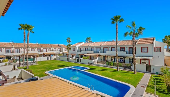 Image No.36-3 Bed Townhouse for sale