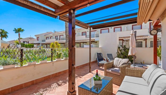 Image No.4-3 Bed Townhouse for sale