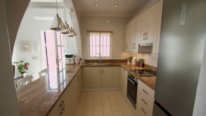 Image No.10-3 Bed Villa for sale