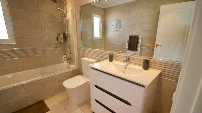 Image No.17-3 Bed Villa for sale