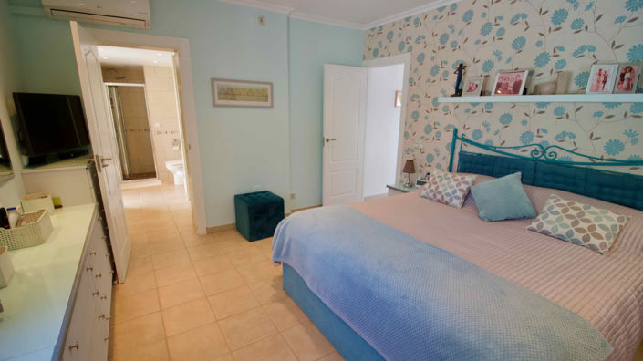 Image No.24-3 Bed Villa for sale