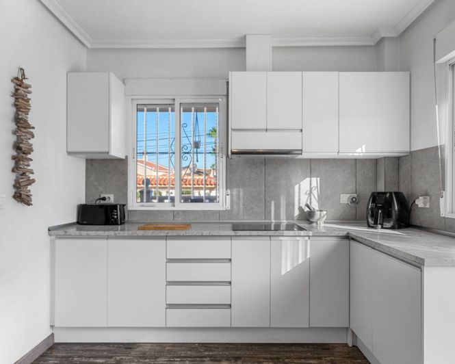 Image No.10-4 Bed Villa for sale