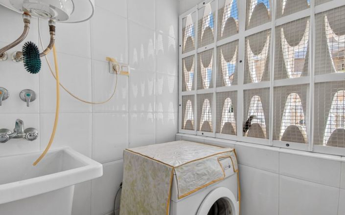 Image No.11-2 Bed Quad for sale