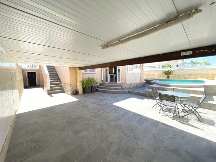 Image No.26-Villa de 3 chambres à vendre à Orihuela Costa