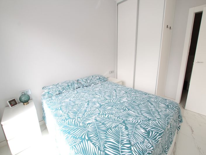 Image No.12-3 Bed Villa for sale