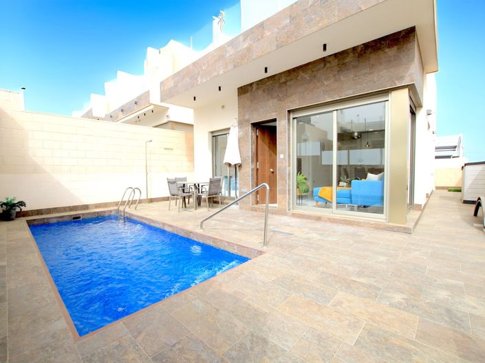 Image No.2-3 Bed Villa for sale