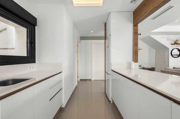 Image No.12-3 Bed Villa for sale