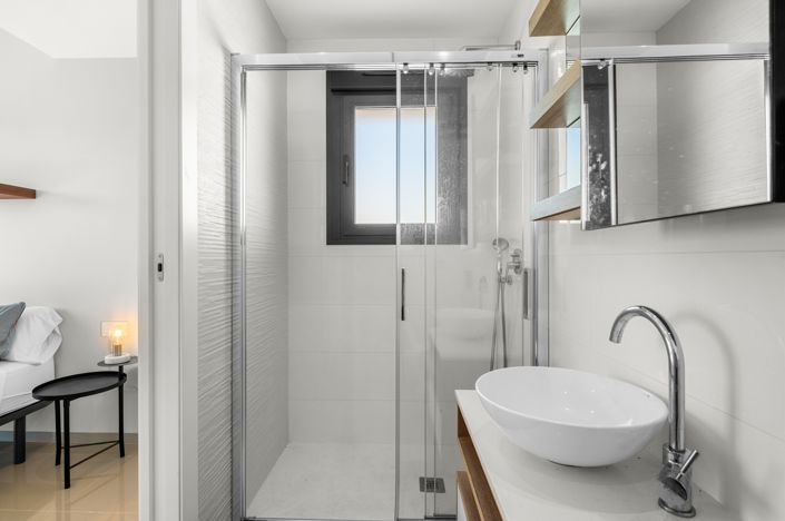 Image No.26-3 Bed Villa for sale