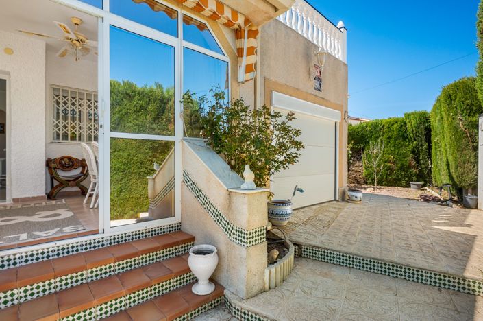 Image No.25-2 Bed Villa for sale