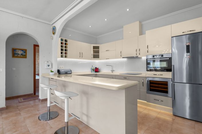 Image No.9-2 Bed Villa for sale