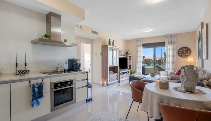 Image No.9-2 Bed Apartment for sale