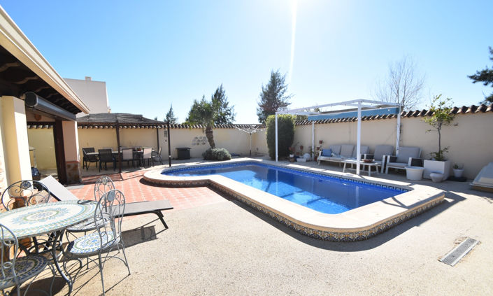 Image No.24-3 Bed Villa for sale