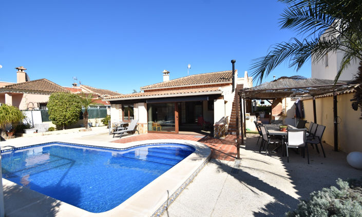 Image No.37-3 Bed Villa for sale