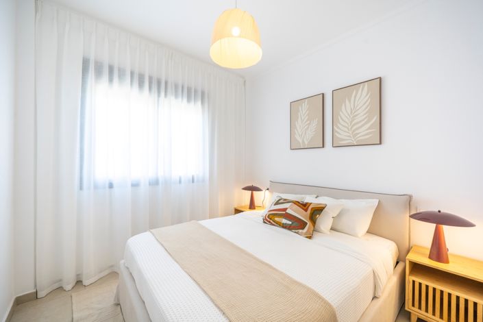 Image No.19-2 Bed Apartment for sale