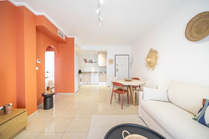 Image No.9-2 Bed Apartment for sale