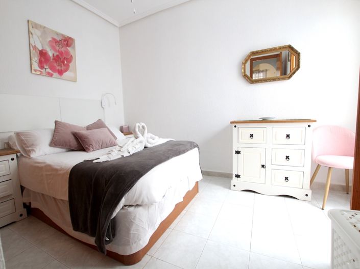 Image No.11-2 Bed Bungalow for sale