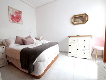 49400_charming_two_bedroom_bungalow_with_great_outdoor_space_040326145702_img_3348