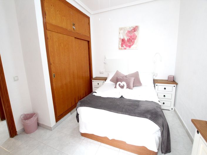 Image No.13-2 Bed Bungalow for sale