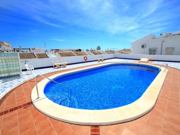 Image No.21-2 Bed Bungalow for sale