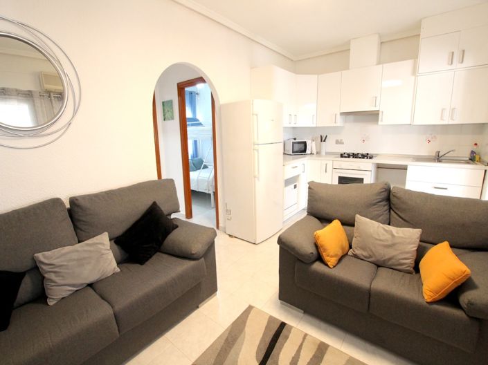 Image No.6-2 Bed Bungalow for sale