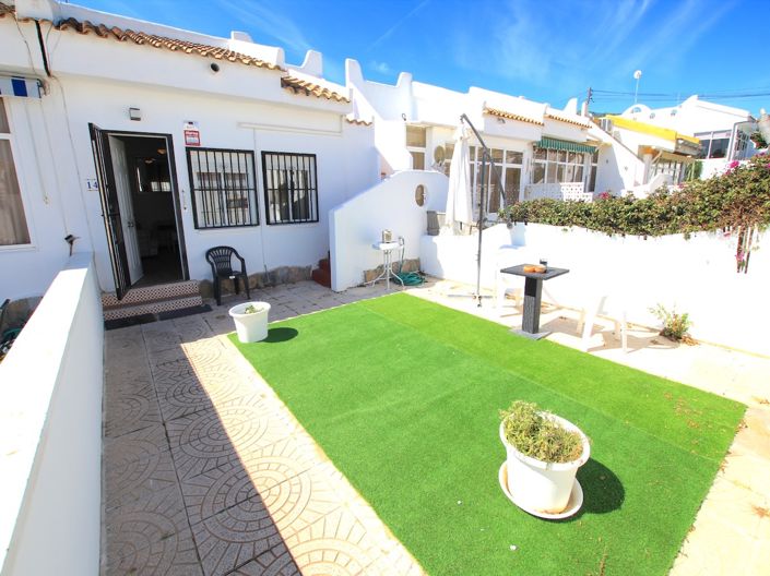 Image No.19-2 Bed Bungalow for sale