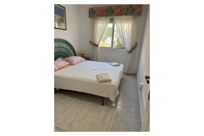 Image No.12-2 Bed Bungalow for sale