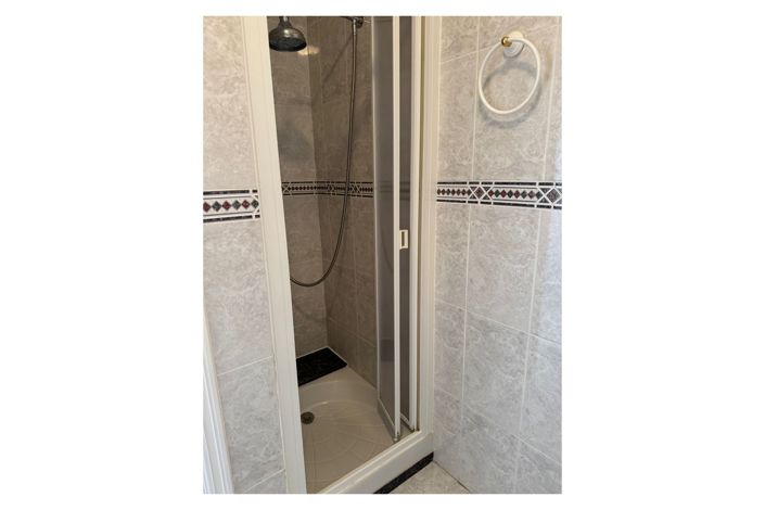 Image No.18-2 Bed Bungalow for sale