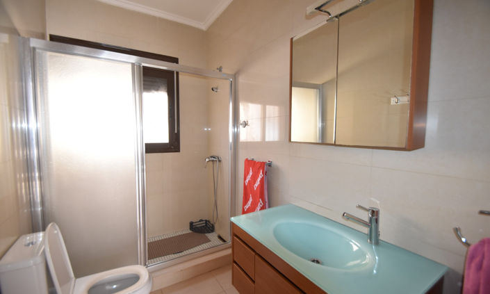 Image No.11-3 Bed Villa for sale