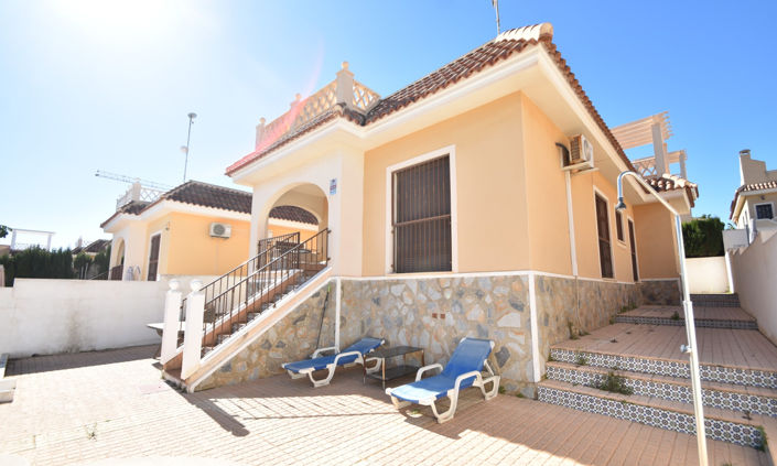 Image No.20-3 Bed Villa for sale