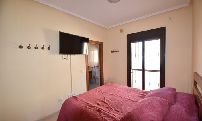 Image No.9-3 Bed Villa for sale