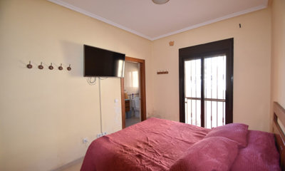 o_1jidc3jauq0gnr51i25mhmg496v