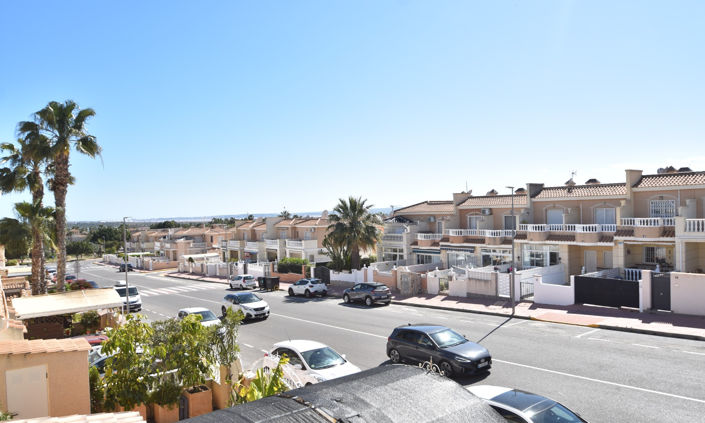 Image No.16-2 Bed Property for sale