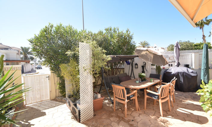 Image No.24-2 Bed Property for sale