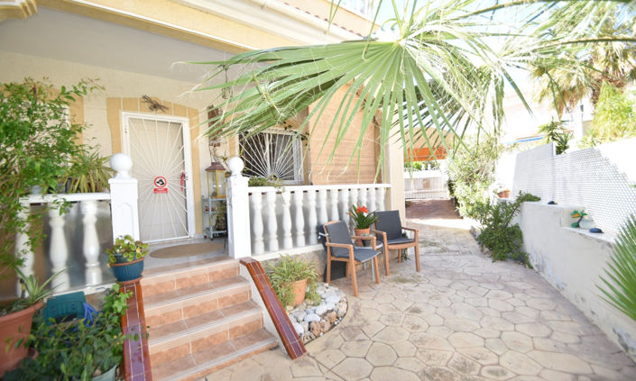 Image No.3-2 Bed Property for sale