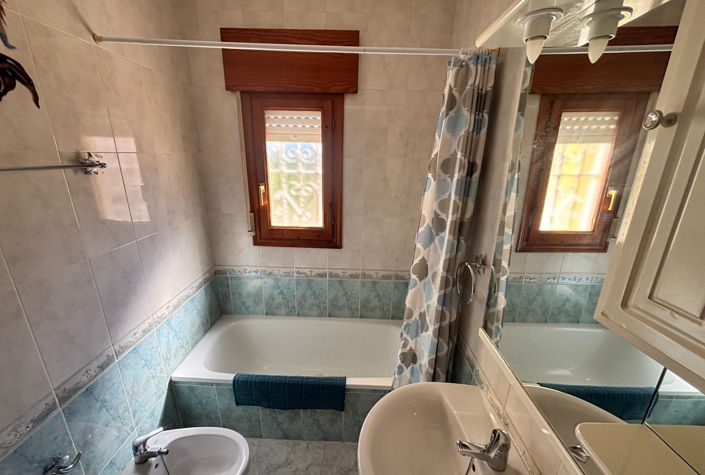 Image No.12-2 Bed Villa for sale