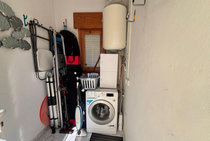 Image No.17-2 Bed Villa for sale