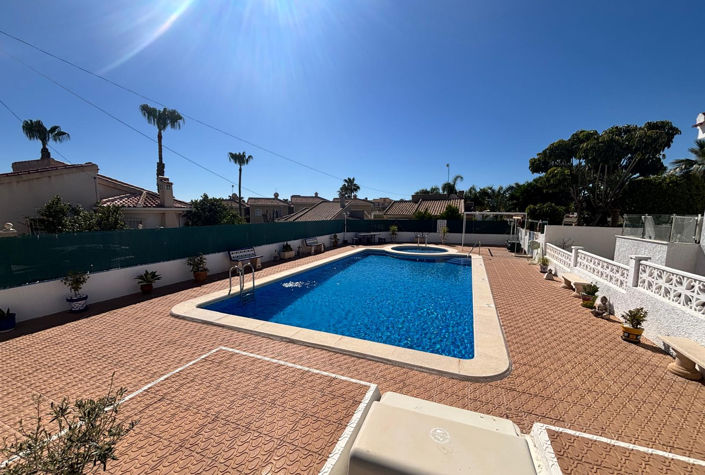 Image No.26-2 Bed Villa for sale