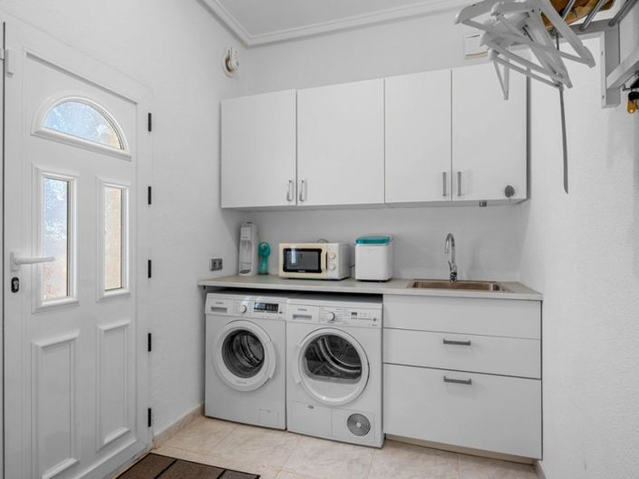 Image No.11-4 Bed Villa for sale