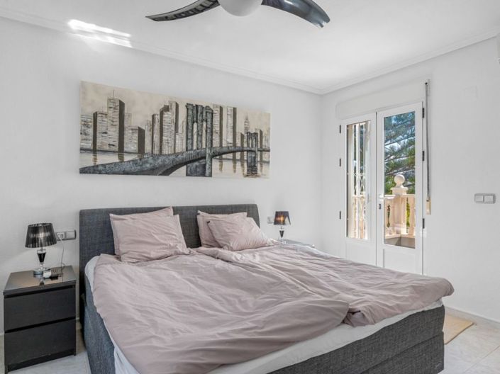 Image No.31-4 Bed Villa for sale