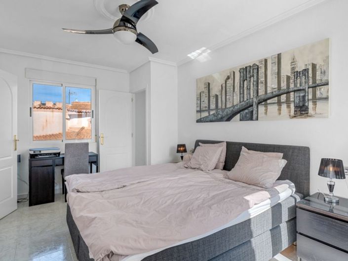 Image No.35-4 Bed Villa for sale