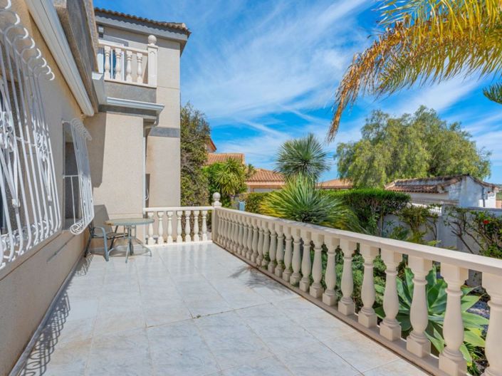 Image No.42-4 Bed Villa for sale