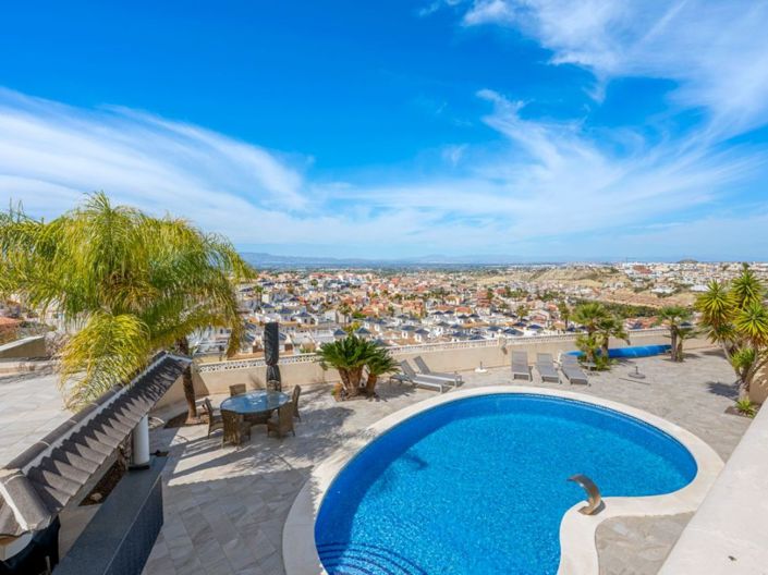 Image No.45-4 Bed Villa for sale