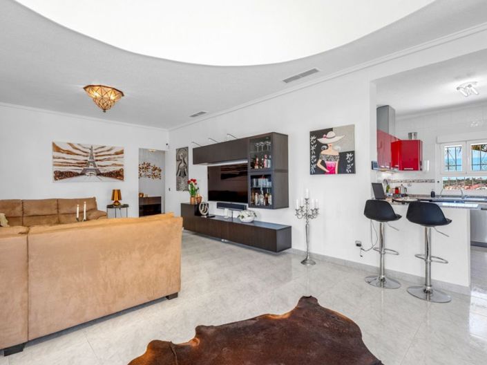 Image No.6-4 Bed Villa for sale