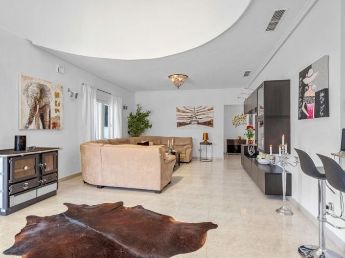 Image No.7-4 Bed Villa for sale