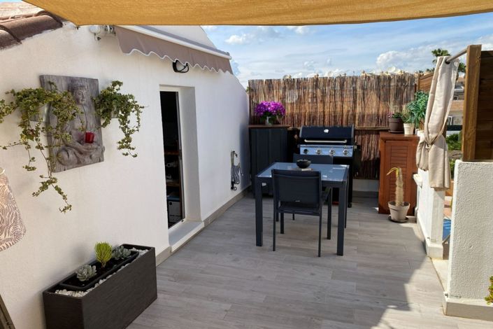 Image No.21-2 Bed Apartment for sale